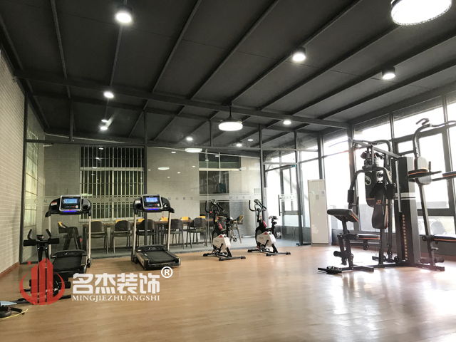 健身房5G天天看5G天天爽完工照.jpg