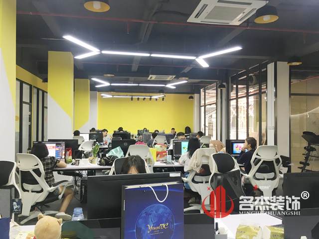 辦公區5G天天看5G天天爽完工照.jpg