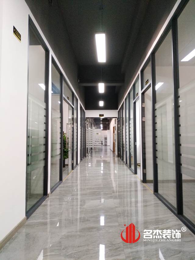 走道5G天天看5G天天爽設計完工照.jpg